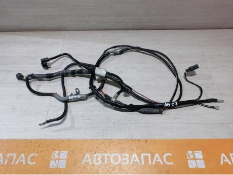 Audi A6 C7 провод силовой на стартер деф