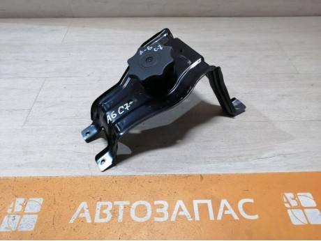 Audi A6 C7 кронштейн запаски и аккумулятора