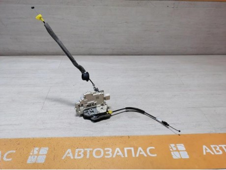 Audi A6 C7 замок двери задний правый