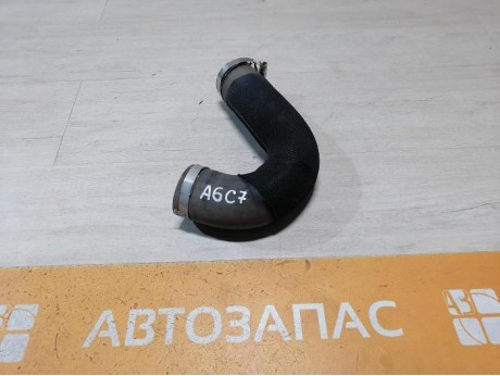 Audi A6 C7 патрубок интеркулера 4g0145709m