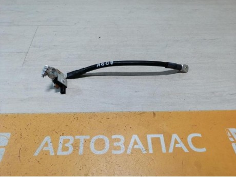 Audi A6 C7 клемма аккумулятора минусовая