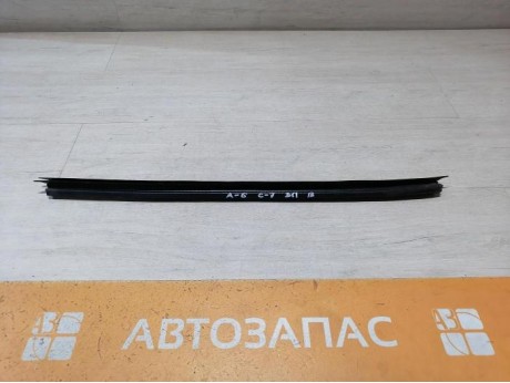 Audi A6 C7 бархотка внутренняя задняя правая