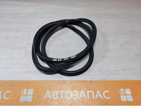 Audi A6 C7 уплотнитель дверного проема передний левый