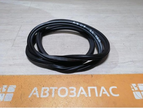 Audi A6 C7 уплотнитель дверного проема задний левый