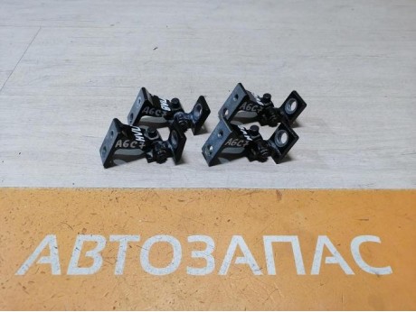 Audi A6 C7 петля двери левая