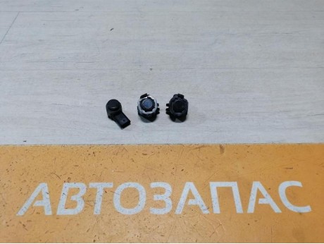 Audi A6 C7 датчик парктроника передний