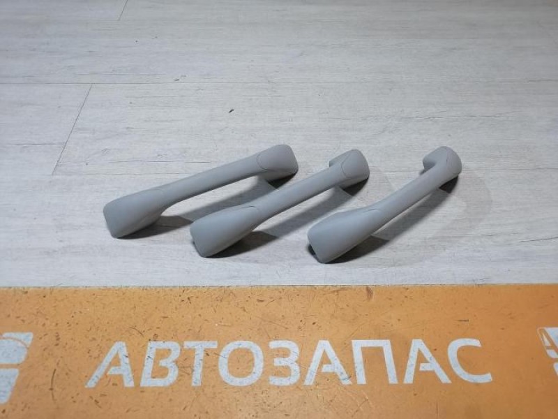 Sandero №17 ручка потолка