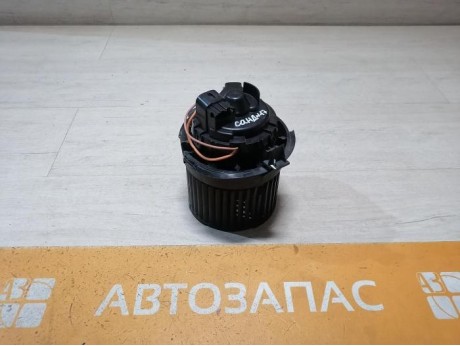 Sandero №17 моторчик печки деф