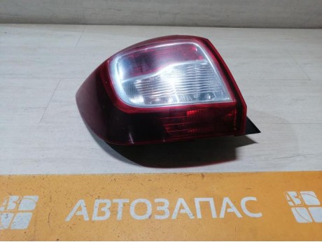 Sandero №17 фонарь левый