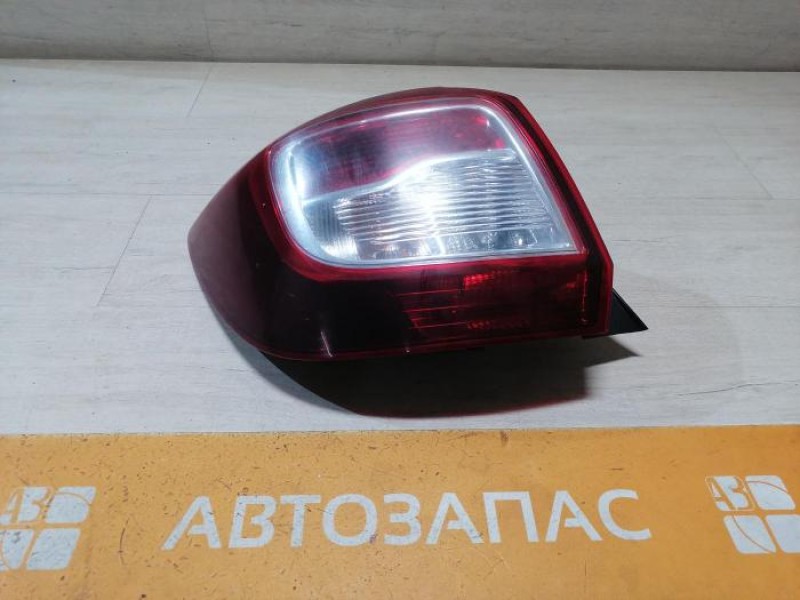 Sandero №17 фонарь левый