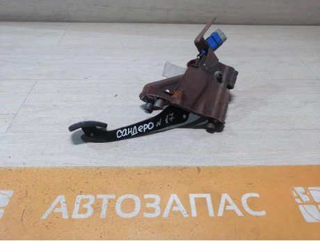 Sandero №17 педаль сцепления гидро