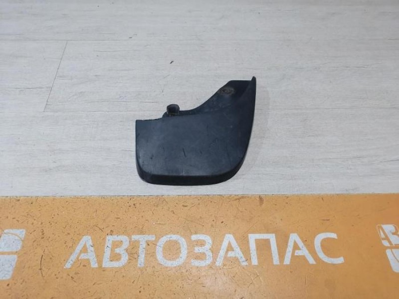 Sandero №17 брызговик задний правый степв