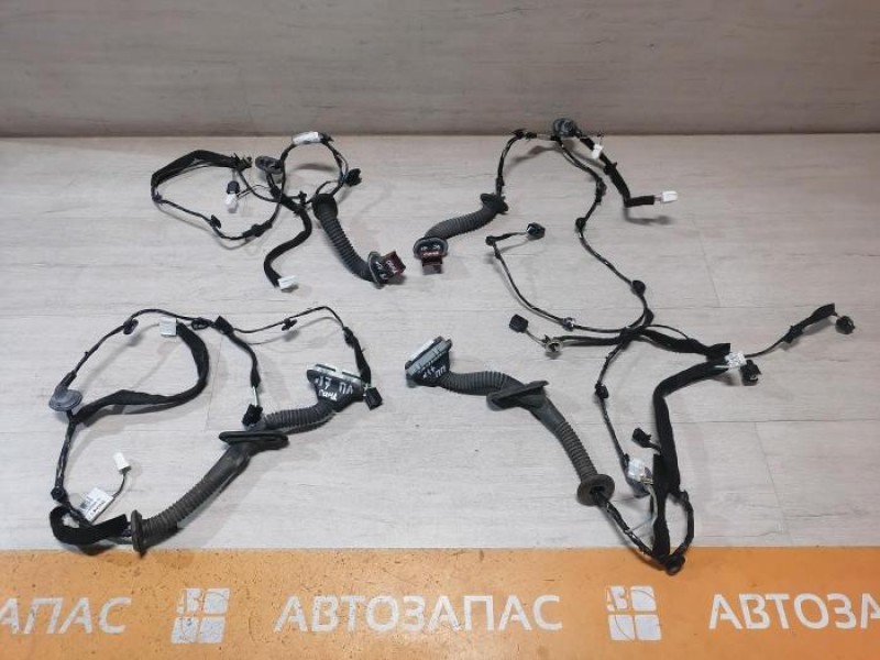 Sandero №17 проводка двери передняя правая