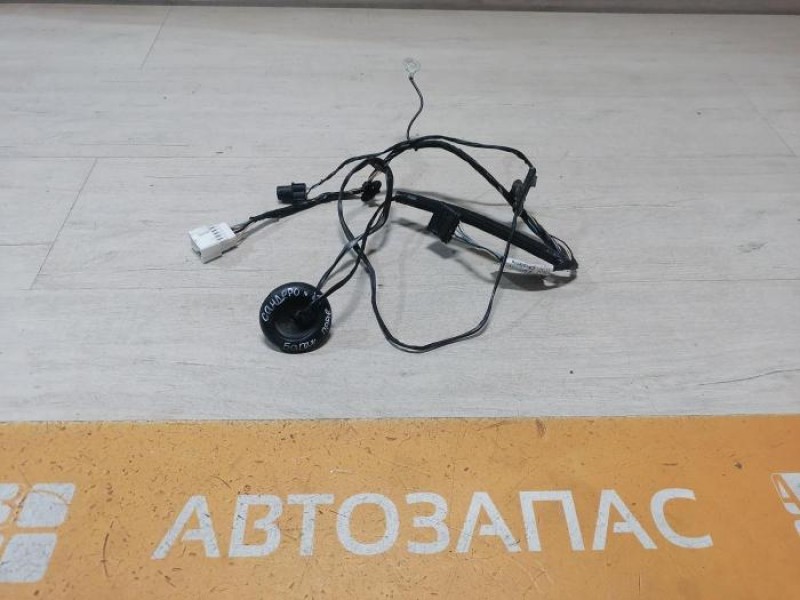 Sandero №17 проводка багажника правая