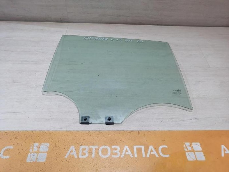 Sandero №17 стекло заднее правое 15