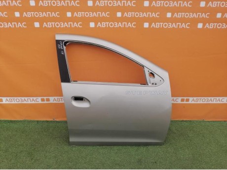Sandero №17 дверь передняя правая деф