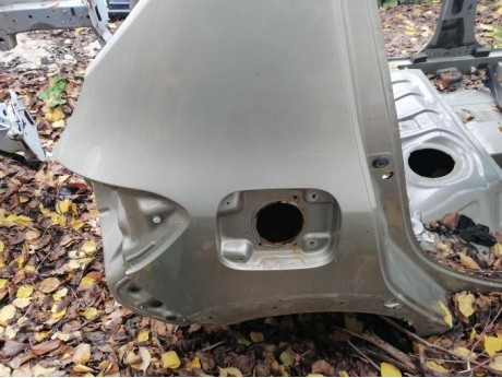 Sandero №17 крыло заднее правое деф