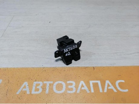 Actyon №2 замок багажника