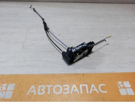 Actyon №2 замок двери передний левый