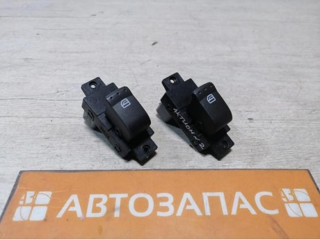 Actyon №2 кнопка стеклоподъемника