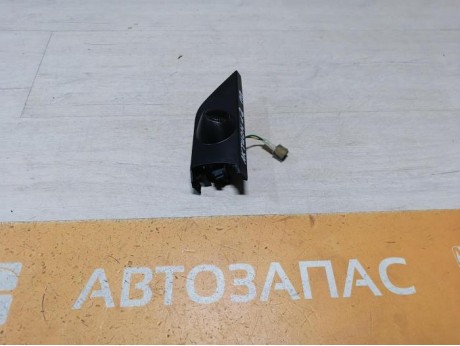 Actyon №2 заглушка зеркала правая с пищалкой