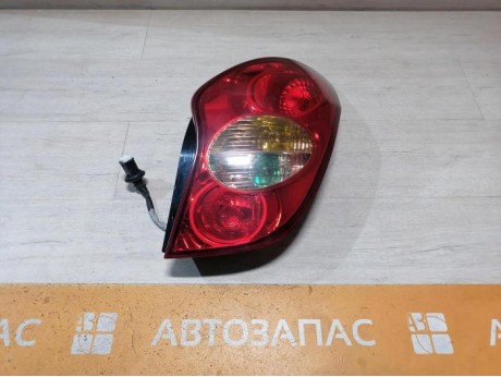 Actyon №2 фонарь правый