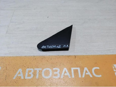 Actyon №2 накладка крыла передняя левая уголок