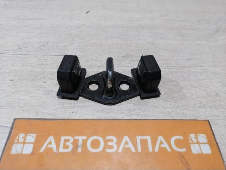 Actyon №2 петля замка багажника ответная часть