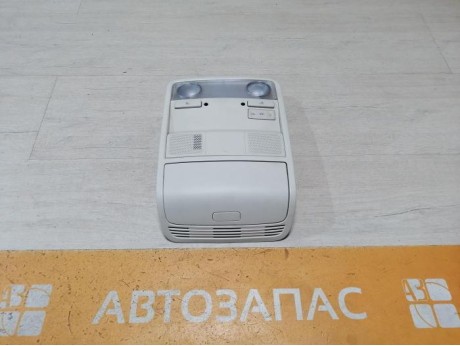 Passat B7 плафон салона центральный очечник