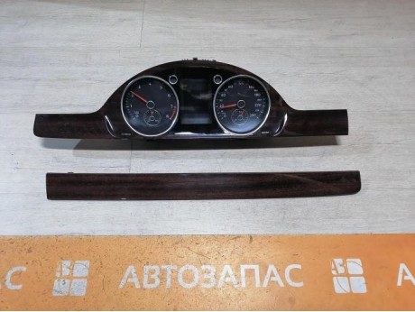 Passat B7 панель приборов с декоративными накладками