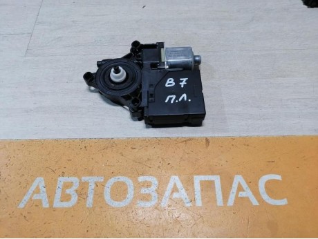 Passat B7 моторчик стеклоподъемника передний левый