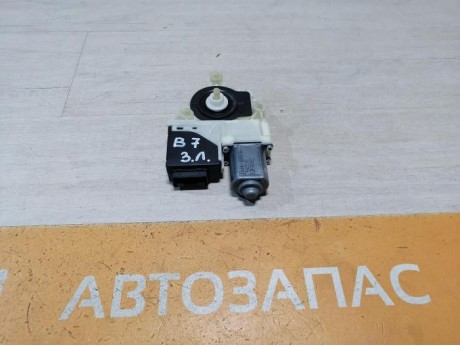 Passat B7 моторчик стеклоподъемника задний левый