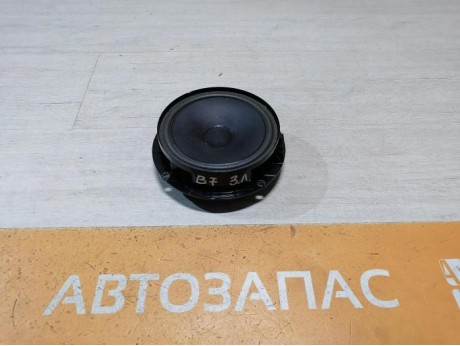 Passat B7 динамик задний