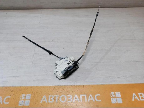 Passat B7 замок двери передний правый