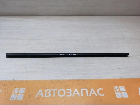 Passat B7 бархотка внутренняя задняя правая