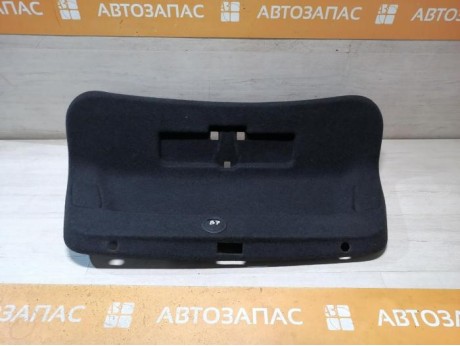 Passat B7 обшивка крышки багажника