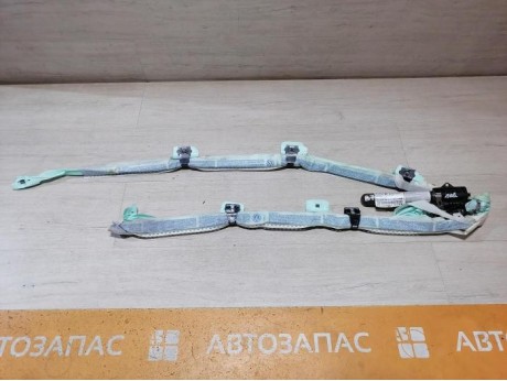 Passat B7 шторка безопасности левая