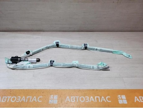 Passat B7 шторка безопасности правая