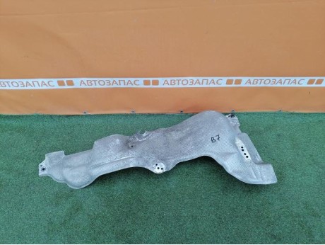 Passat B7 тепловой экран глушителя 3c0825721d деф