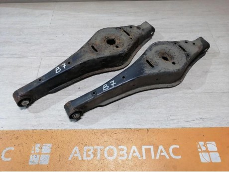 Passat B7 рычаг задний под пружину деф