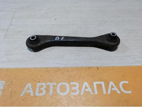 Passat B7 рычаг задний прямой косточка левый