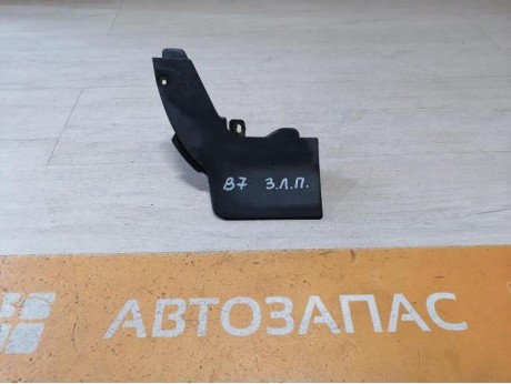 Passat B7 брызговик заднего колеса передний левый