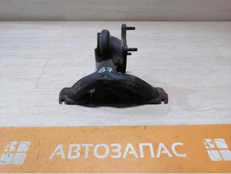 Passat B7 коллектор выпускной турбины