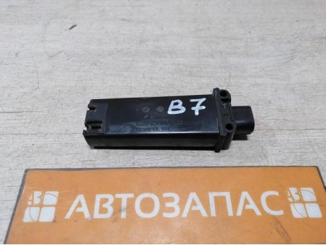 Passat B7 блок управления контролем датчиков давления в шинах