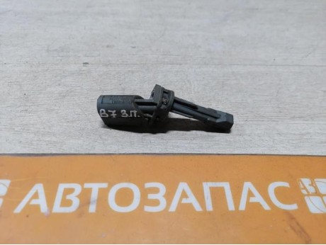 Passat B7 датчик абс задний правый