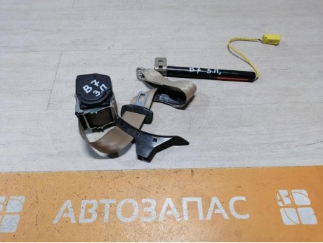 Passat B7 ремень безопасности задний правый целый