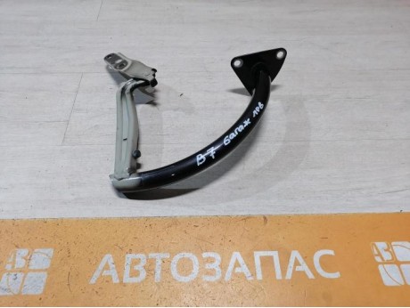 Passat B7 петля багажника левая