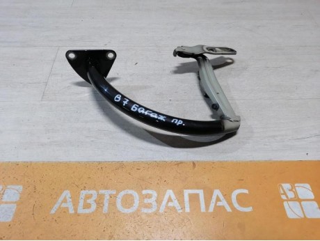 Passat B7 петля багажника правая