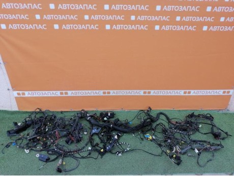 Passat B7 проводка салона подкапотная деф