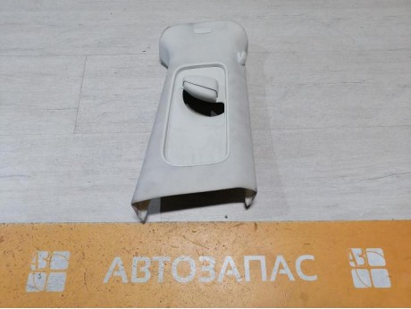 Passat B7 обшивка средней стойки верхняя правая